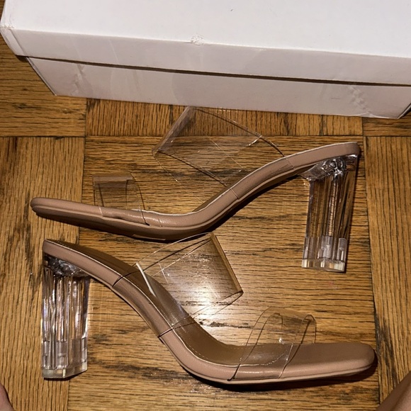 Brand new double strap clear heels - Picture 2 of 3